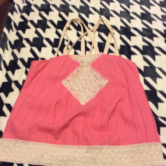 Tank top. - Picture 1 of 2