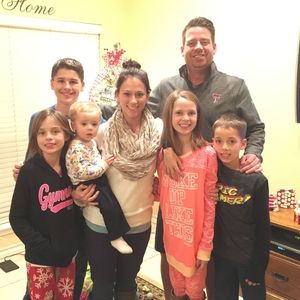 Meet your Posher, Dedee