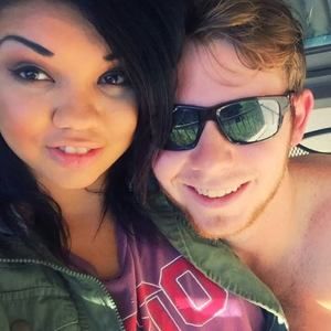 Meet your Posher, Devin