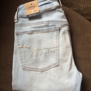 American Eagle Light wash Low rise Jeggings