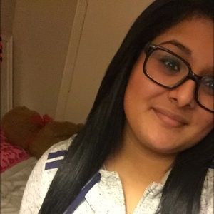 Meet your Posher, Kim