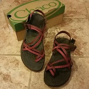 Womans hiking sandals