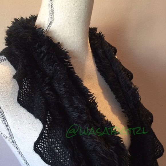 Accessories - NEW Soft Black Scarf
