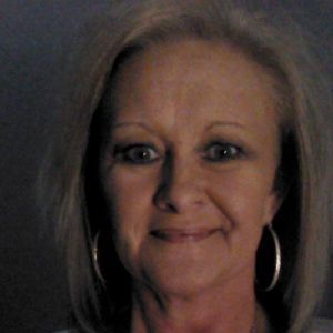 Meet your Posher, Dena