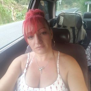 Meet your Posher, Cynthia