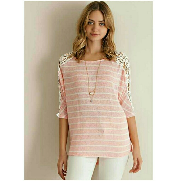 NEW SWEATER WITH LACE SLEEVES❗️Last❗️ - Picture 2 of 5