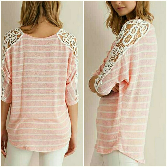 NEW SWEATER WITH LACE SLEEVES❗️Last❗️ - Picture 3 of 5