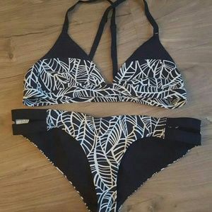 Lululemon swim suit NWOT