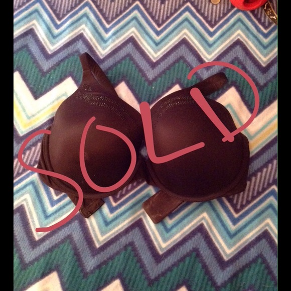 Victoria's Secret perfect coverage black bra
