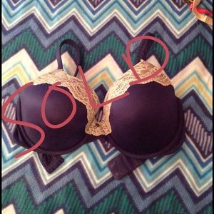 Victoria's Secret perfect coverage navy foil bra