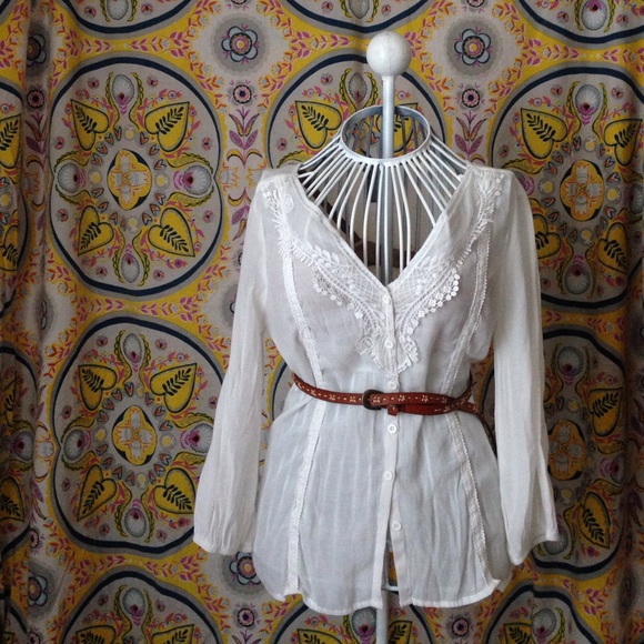 Charlotte Russe Tops - Charlotte Russe White Lace Detail