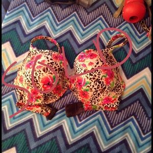 Victoria's Secret perfect coverage bra