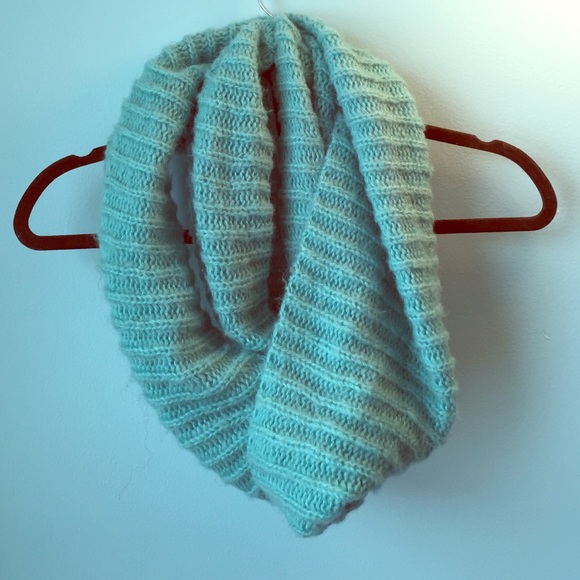 Mint scarf