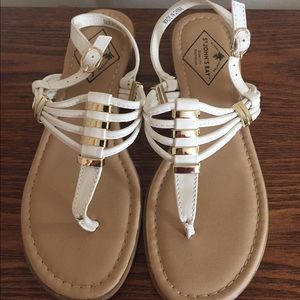 Simple but Stylish Flip Flops