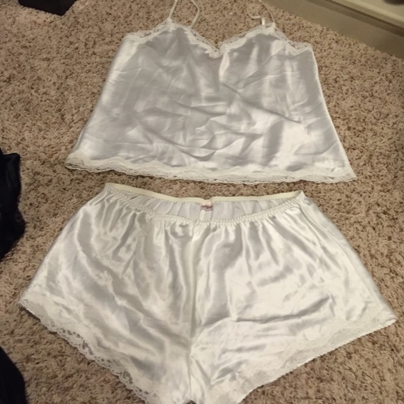 Victoria's Secret 2-piece White Silk pajama Set