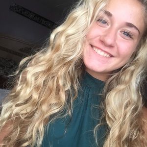 Meet your Posher, Kyla