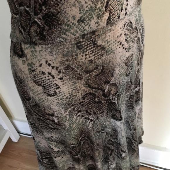 NWOT snake skin pattern dress - Picture 4 of 5