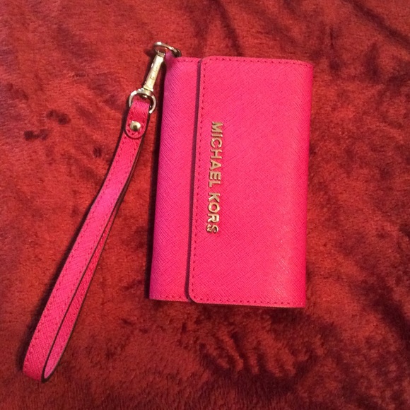 Michael Kors iPhone case. Fits the SE & 5s