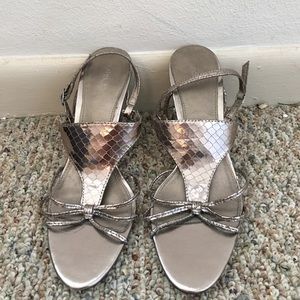 Metallic Fioni heels