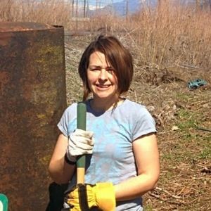 Meet your Posher, Holly