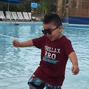 Meet your Posher, Isa