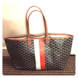 Black goyard bag