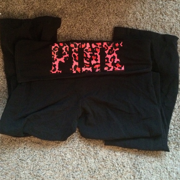 VS Pink yoga pants