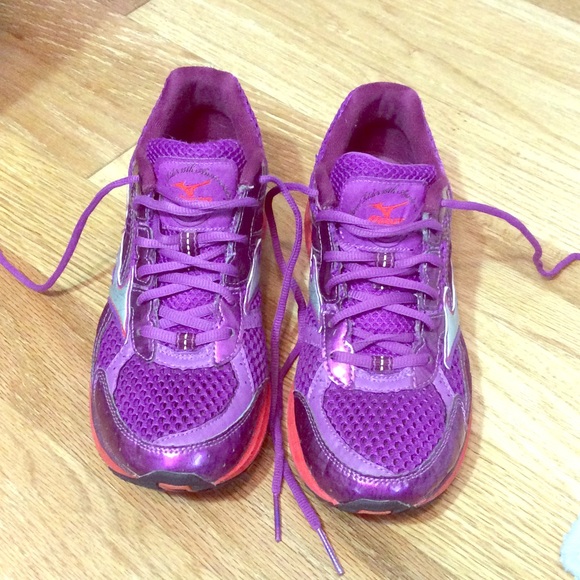 Mizuno DynamotionFit Running Shoes - Wave Rider 15