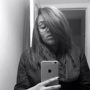 Meet your Posher, Jasmine