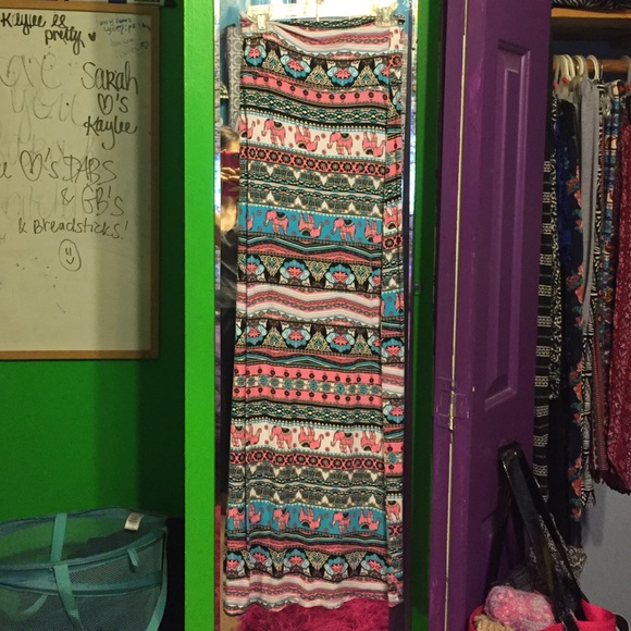 Long skirt tribal - Picture 1 of 4