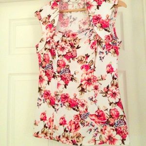 White House/Black Market Floral Top