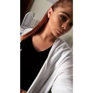 Meet your Posher, Cora