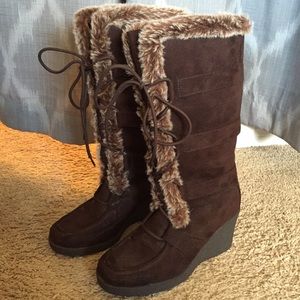 American Eagle boots