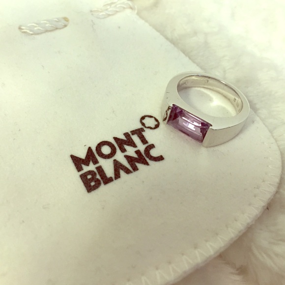 7 1/2 Mont Blanc amethyst ring ❤️❤️