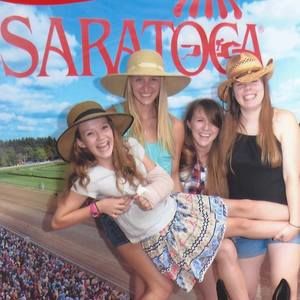 Meet your Posher, Alison