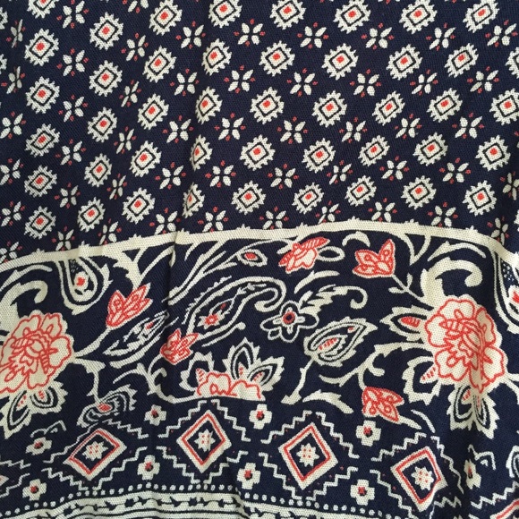 Patterned Romper - Picture 3 of 3