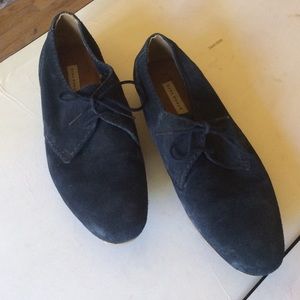 Zara Woman Blue Suede Shoes.    15