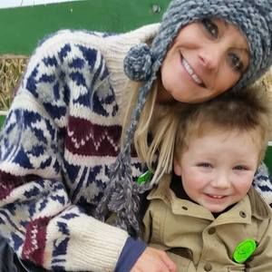 Meet your Posher, Sara