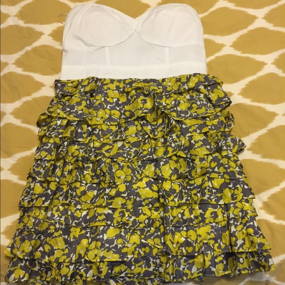 AKIRA ruffle dress