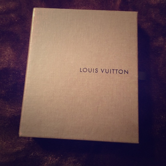 Mens LV wallet box