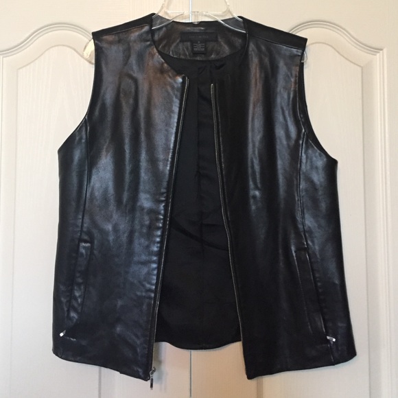 Limited Black Zipped Vest Small