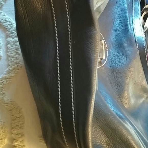 Marc Jacobs Hobo Bag - Picture 5 of 8