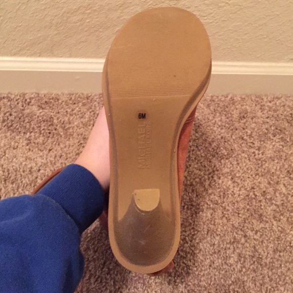 NWOT MICHAEL KORS BOOTS - Picture 3 of 3