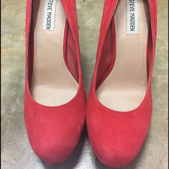 ⚡️FLASH SALE⚡️Steve Madden Coral Red Platforms