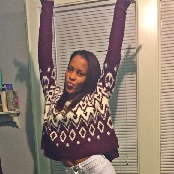 Abercrombie & Fitch Sweater