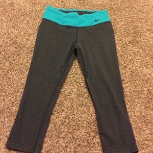 Nike capris