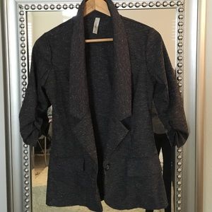 Dark grey 3/4 length sleeve blazer
