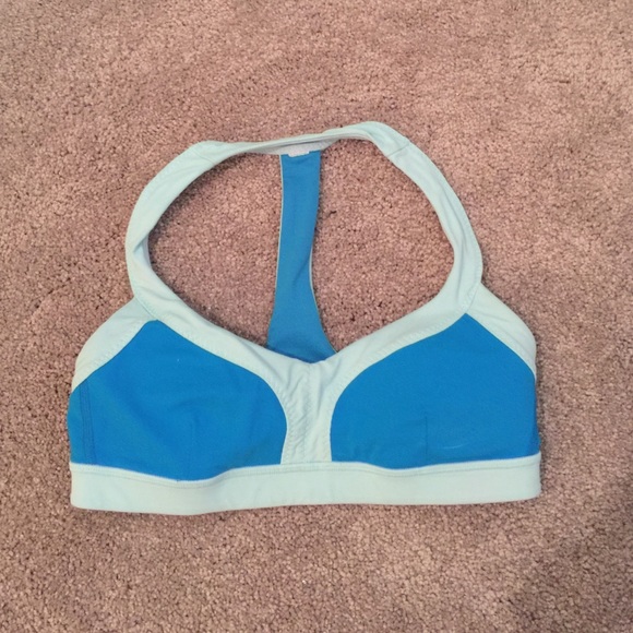 Lulu lemon sports bra