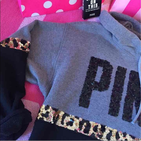 Victoria's Secret Pink TRADED ON Ⓜ️ ERCARI - Picture 3 of 4