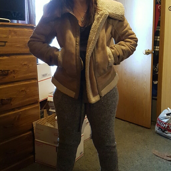 Coat - Picture 4 of 4